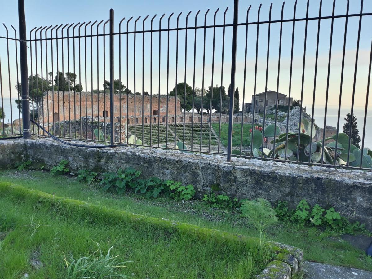 F&L A Taormina Appartement Buitenkant foto